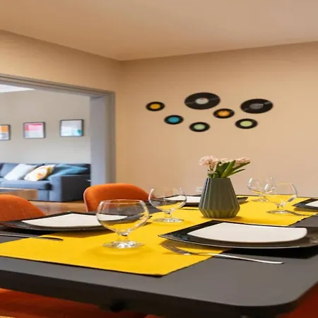 Cozy 1bdr In Ideal Center *